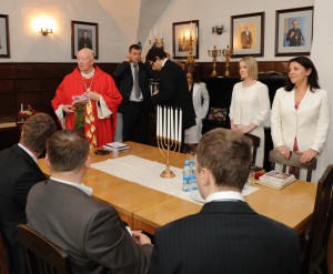 Konfirmandid enne teenistust (Foto: E. Peinar)