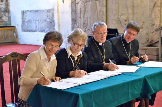 Lepingu allkirjastamine Tallinna Toomkooli taasavamiseks